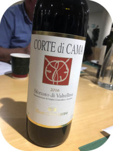 2016 Mamete Prevostini, Corte di Cama Sforzato di Valtellina, Lombardiet, Italien