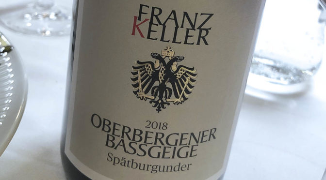 2018 Weingut Franz Keller Schwarzer Adler, Oberbergener Bassgeige Spätburgunder, Baden, Tyskland