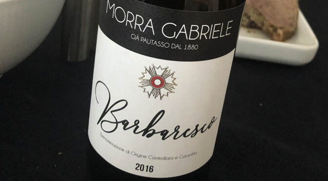 2016 Morra Gabriele, Barbaresco, Piemonte, Italien