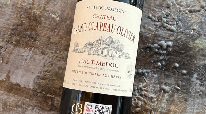 2015 Château Grand Clapeau Olivier, Haut-Médoc Cru Bourgeois, Bordeaux, Frankrig