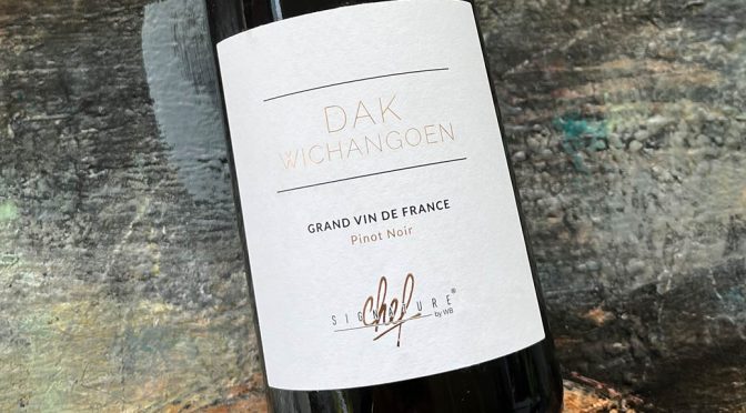 2021 Wine and Brands, Signature Chef Dak Wichangoen Pinot Noir IGP Pays d’Oc, Languedoc, Frankrig