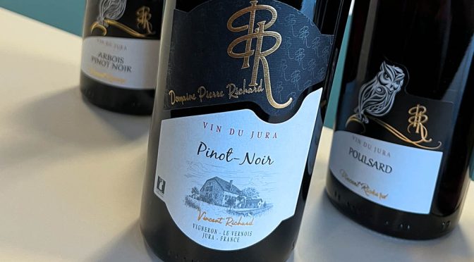 2022 Domaine Pierre Richard, Chouette Pinot Noir, Jura, Frankrig