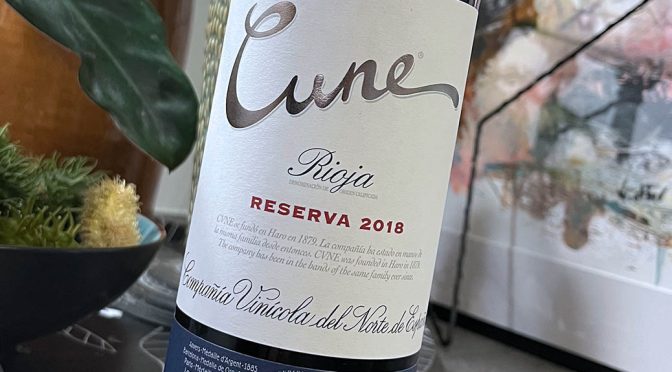 2018 Compañía Vinícola del Norte de España, Cune Reserva, Rioja, Spanien