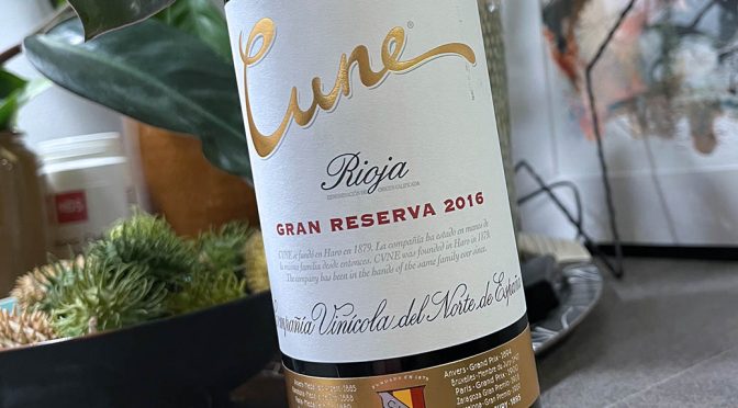 2016 Compañía Vinícola del Norte de España, Cune Gran Reserva, Rioja, Spanien