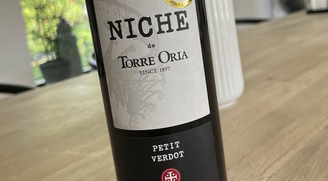 2020 Bodegas Torre Oria, Niche de Torre Oria Petit Verdot Merlot, Valencia, Spanien