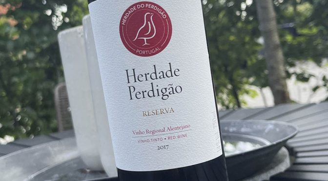 2017 Herdade do Perdigão, Reserva Tinto, Alentejo, Portugal