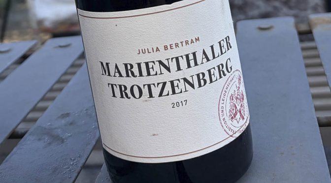 2017 Weingut Julia Bertram, Marienthaler Trotzenberg Spätburgunder, Ahr, Tyskland