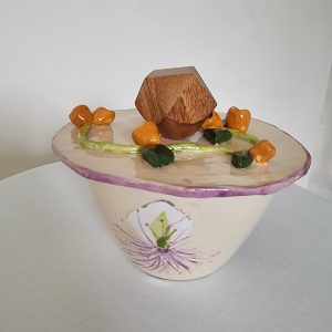 Keramieken schaal met deskel 14.04