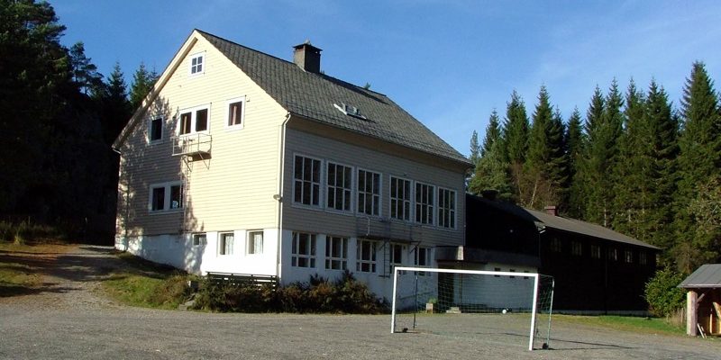 Huglo skule