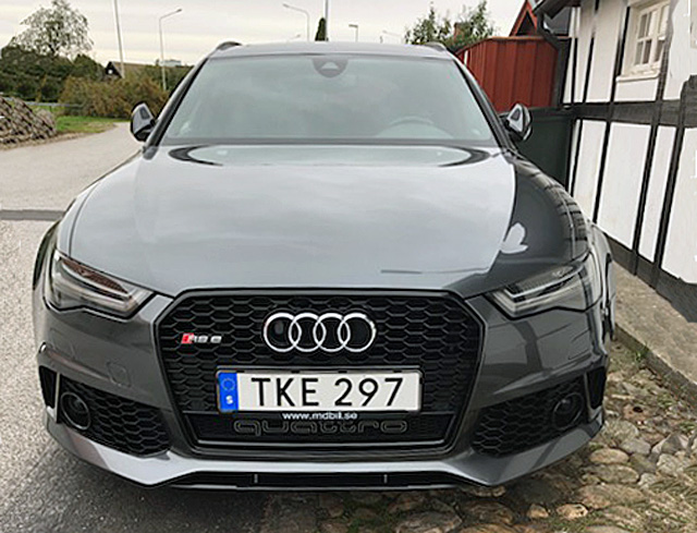 Grå metallic Audi RS6 Avant Quattro Performance stulen i Åhus