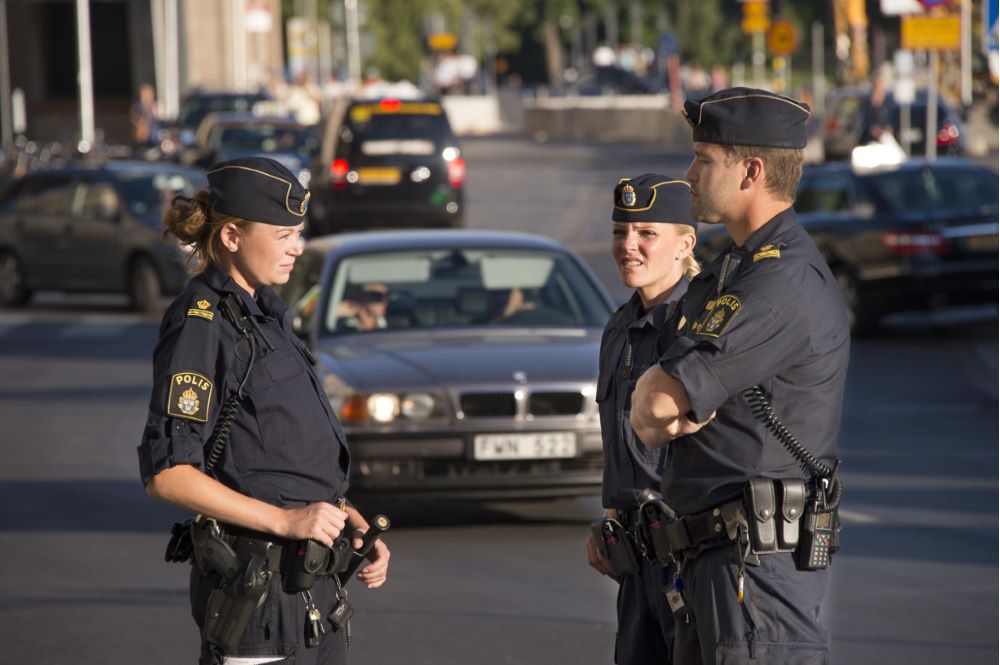 Poliser i yttre tjänst.