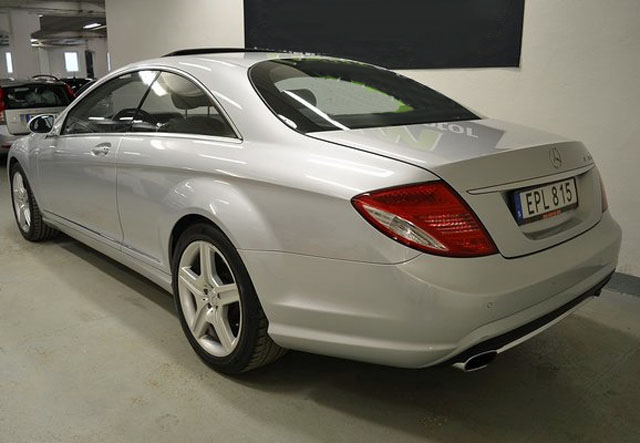 Silvermetallic Mercedes Benz CL 500 med AMG pkt stulen/ bedrägeri i Stockholm