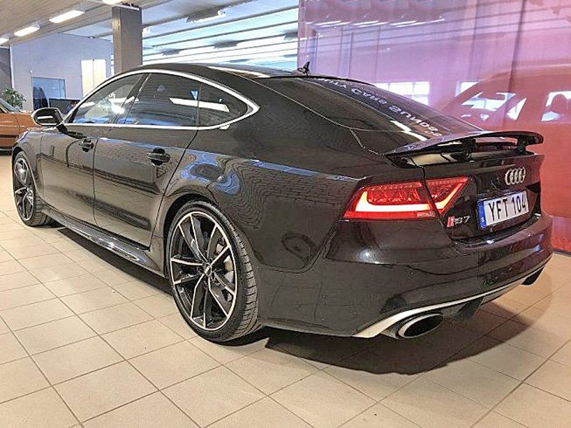 Svart Audi RS7 stulen i Ödåkra strax nordost om Helsingborg