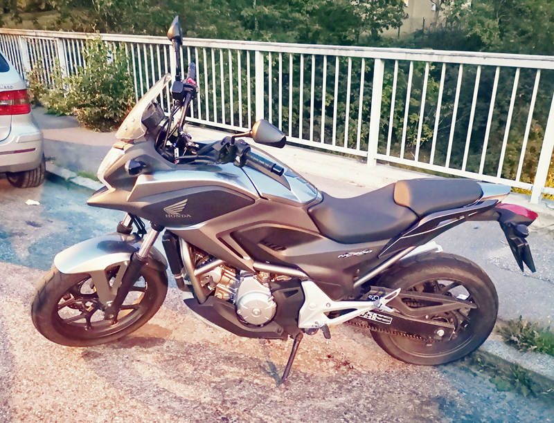 Svart Honda NC700 X stulen i Johanneshov, Stockholm