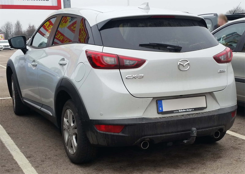 Vit Mazda CX-3 2.0 stulen i Laholm