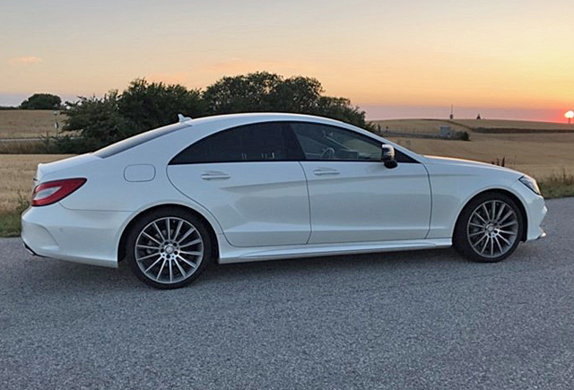 Vit Mercedes Benz CLS 400 Coupé stulen i Oxie strax söder om Malmö