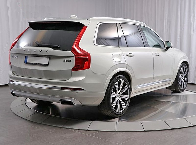 Volvo XC90 B5 AWD Inscription stulen strax utanför Vellinge söder om Malmö