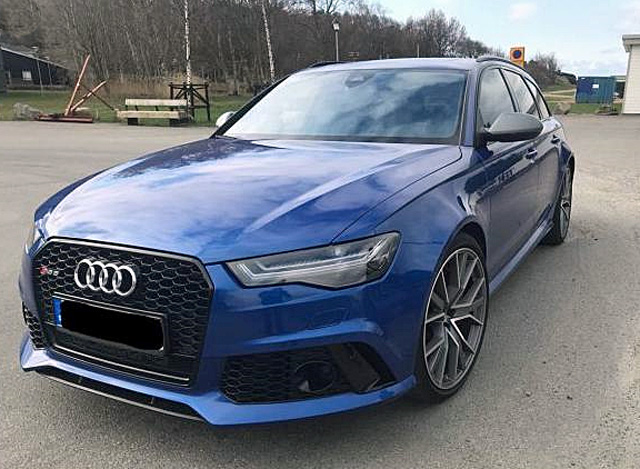 Blå metallic Audi RS6 Performance stulen i Märsta norr om Stockholm