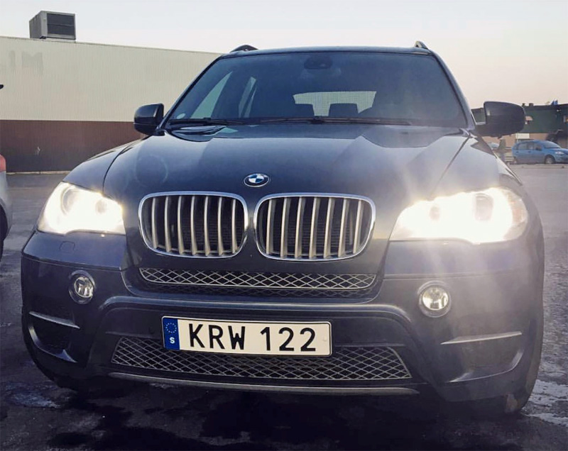 Grå metallic BMW X5 Xdrive 4.0D stulen på Lindö i Norrköping