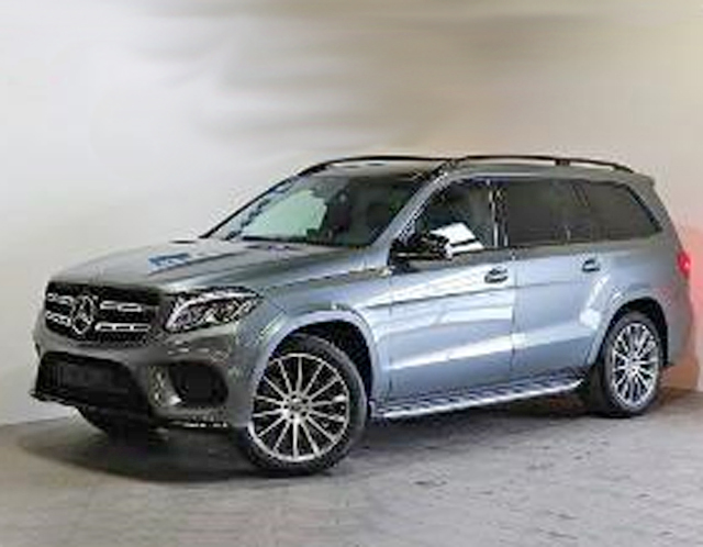 Gråmetallic Mercedes Benz GLS 350D 4-Matic stulen i Skurup