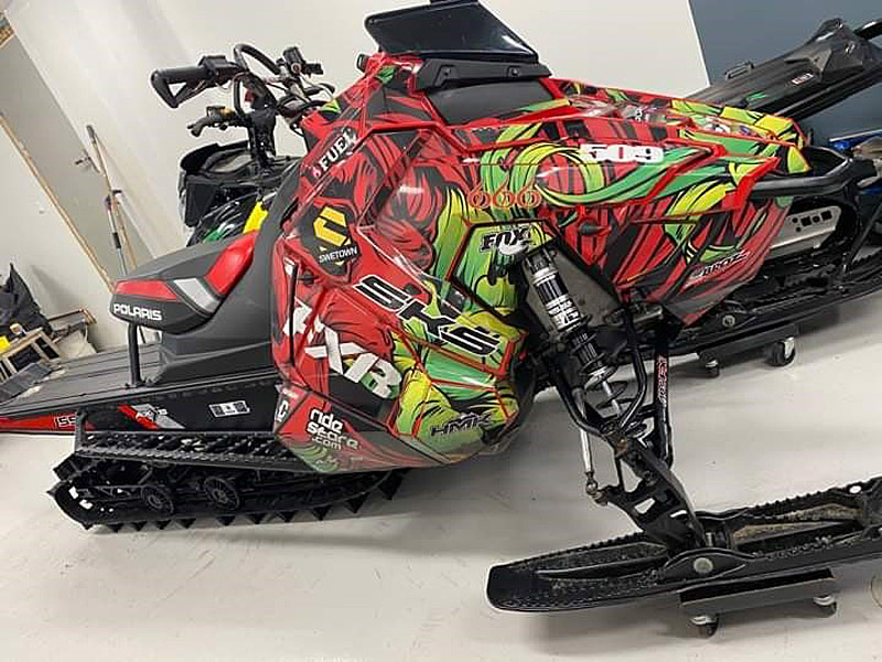 Snöskoter Polaris 800 SKS 155 stulen i Gammelstad, nordväst om Luleå