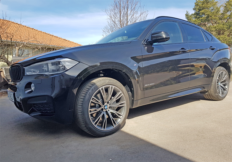 Svart BMW X6 Xdrive 4.0D stulen i Västerås