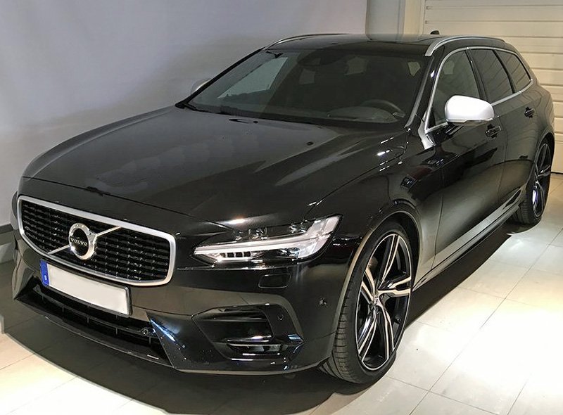 Svart Volvo V90 T5 Polestar stulen i Danderyd norr om Stockholm