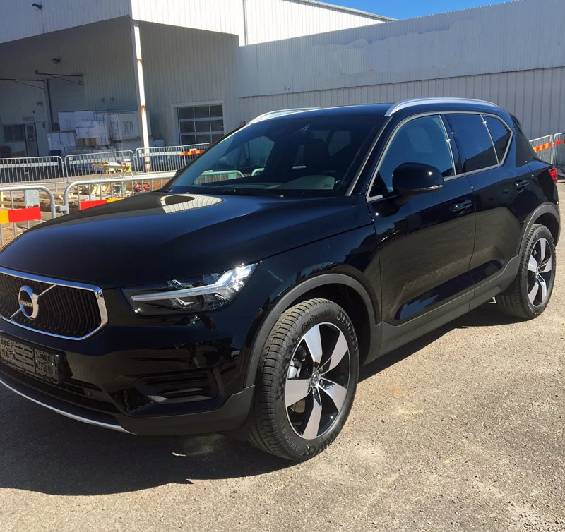 Svart Volvo XC40 T4 stulen i Ulricehamn