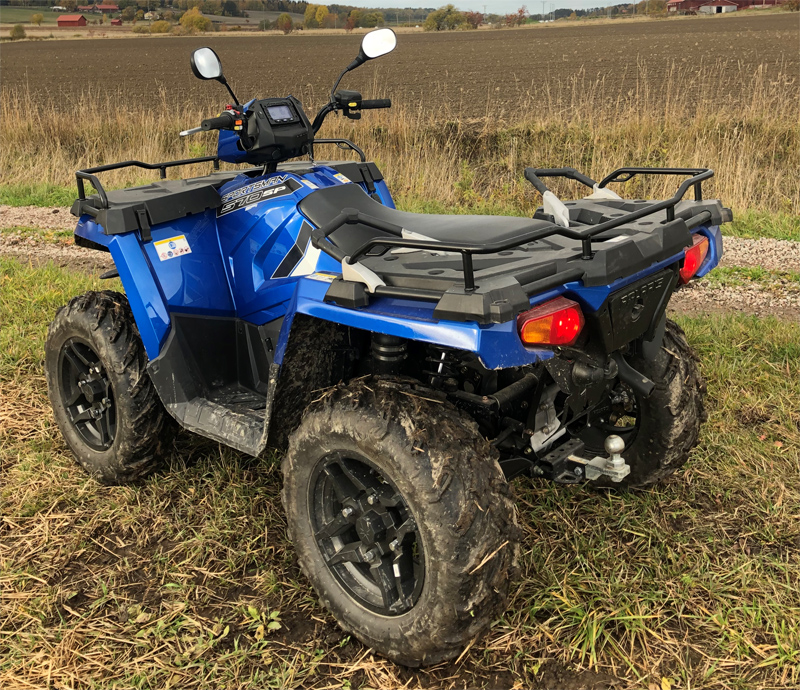 Blå fyrhjuling Polaris Sportsman 570 EPS SP stulen utanför Heby väster om Uppsala