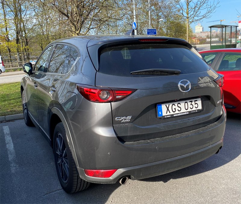 Gråmetallic Mazda CX-5 2.5 AWD stulen i Järla, Nacka öster om Stockholm