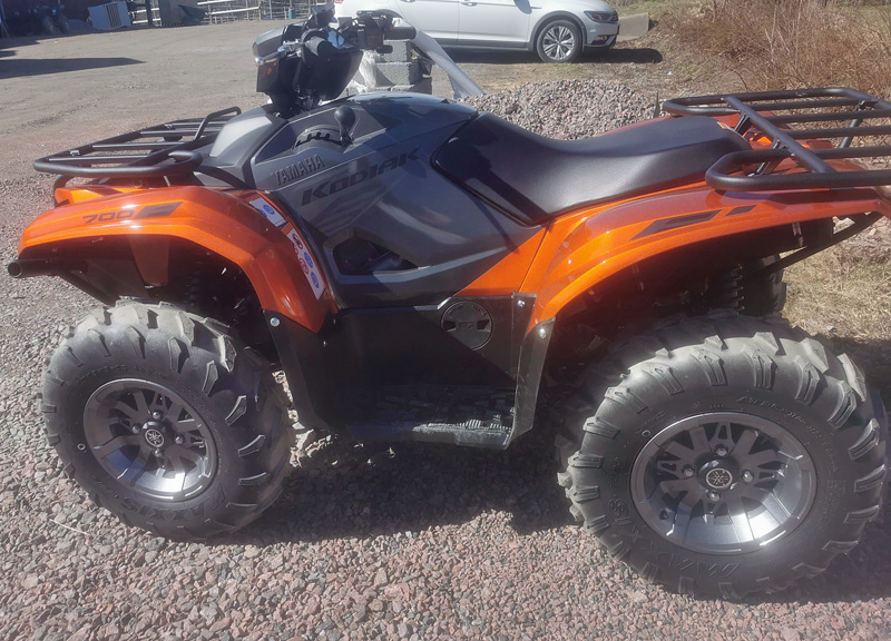 Orange fyrhjuling Yamaha YFM 700 Kodiak EPS stulen norr om Karlstad