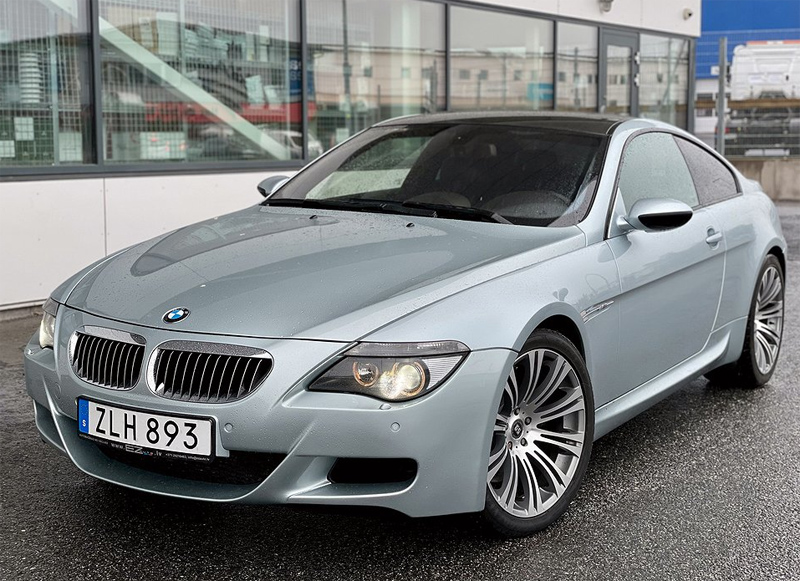 Silvermetallic BMW M6 Coupé stulen i Brandbergen Haninge söder om Stockholm