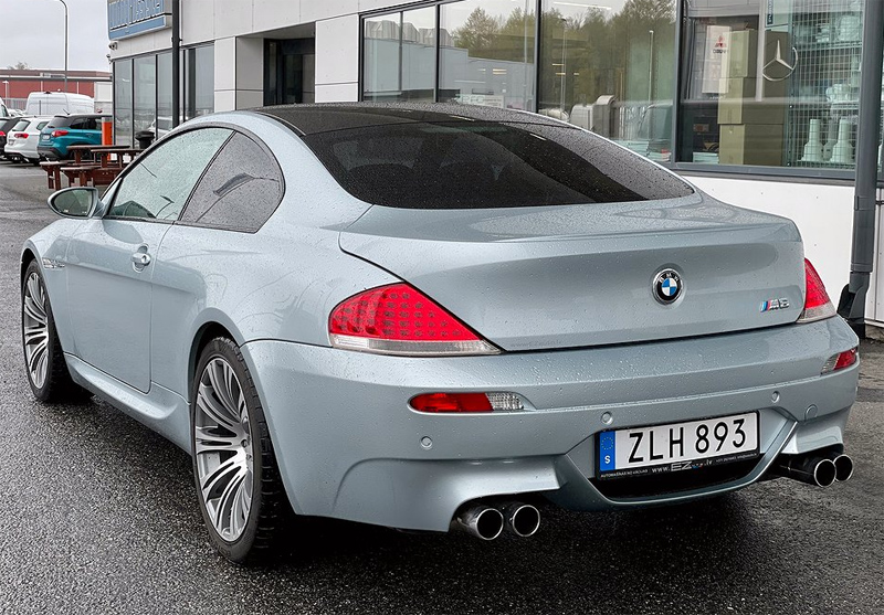 Silvermetallic BMW M6 Coupé stulen i Brandbergen Haninge söder om Stockholm