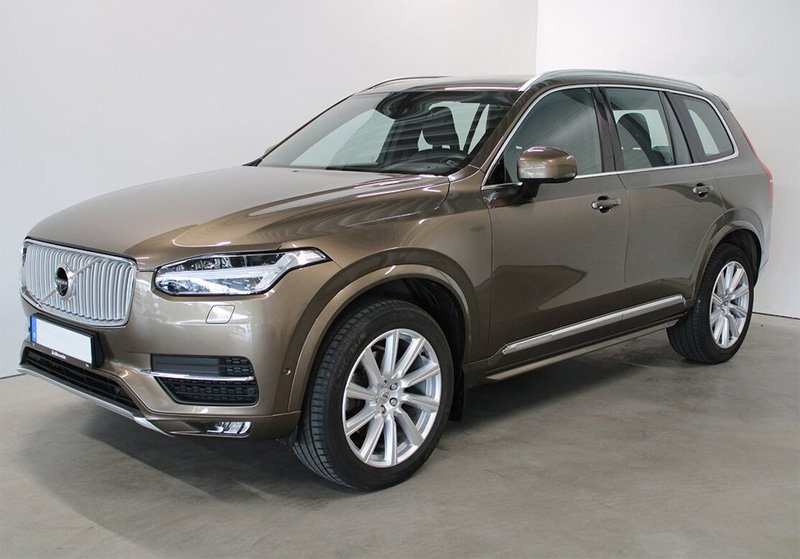 Brun metallic Volvo XC90 D5 AWD Inscription stulen i Lomma