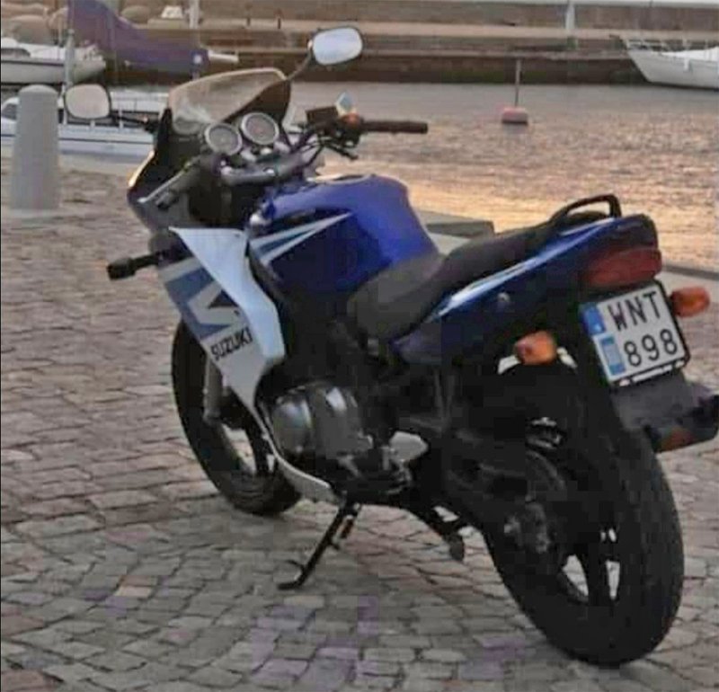 Suzuki GS 500 F stulen i Kalmar