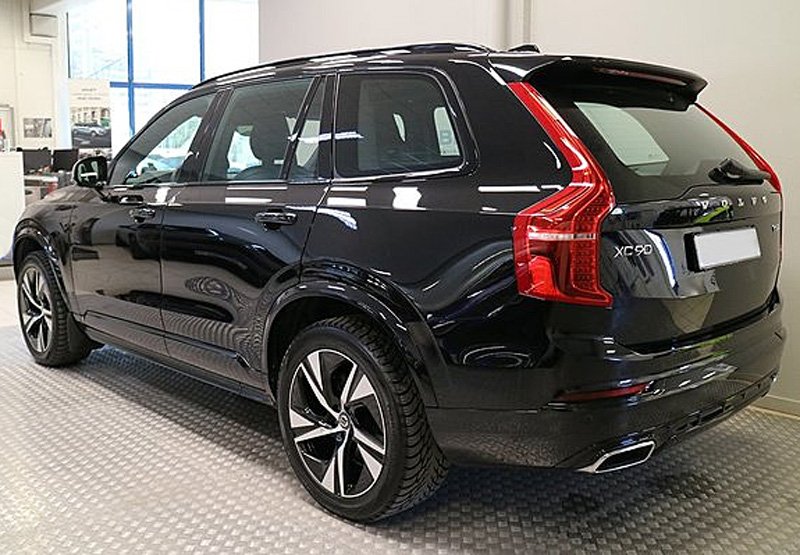 Svart Volvo XC90 T5 AWD R-Design stulen i Ystad