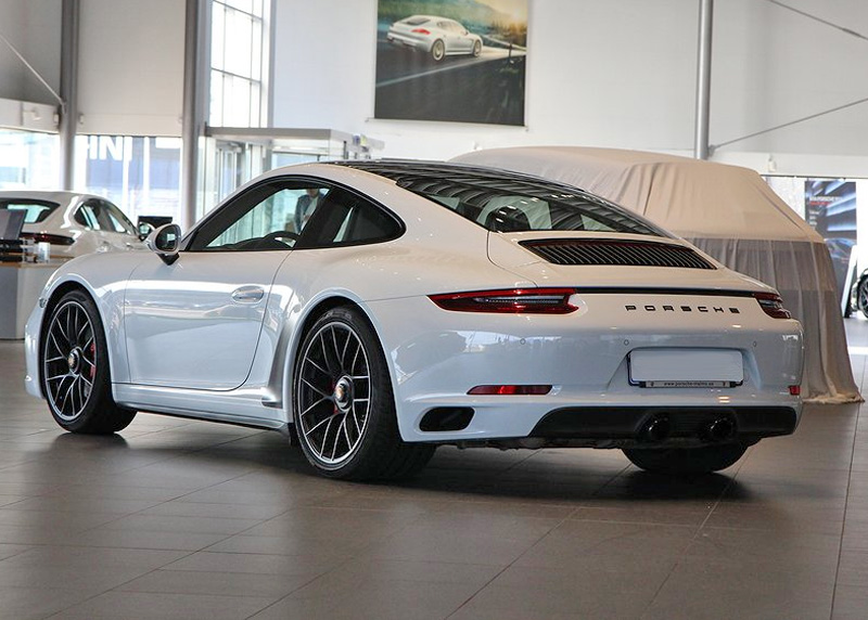 Vit Porsche 911/ 991 Carrera GTS stulen i Gislaved