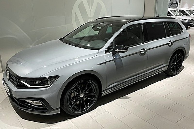 Grå Volkswagen Passat Sportscombi 4Motion stulen efter inbrott i Uppsala