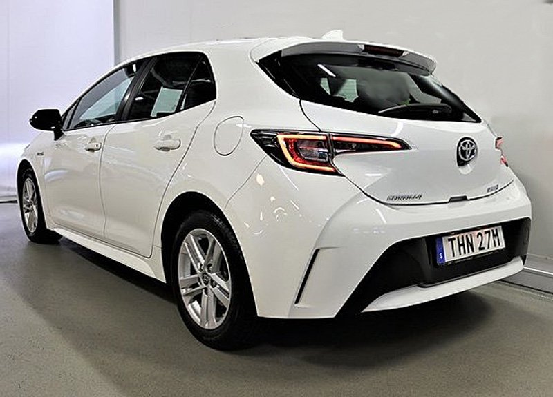 Vit Toyota Corolla Hybrid stulen i Sandviken