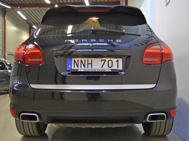 Svart Porsche Cayenne Diesel stulen i Helsingborg