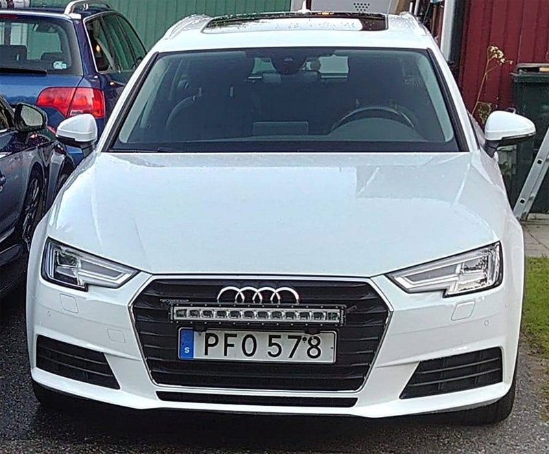 Vit Audi A4 Avant 2.0 TDI Quattro stulen i Skellefteå