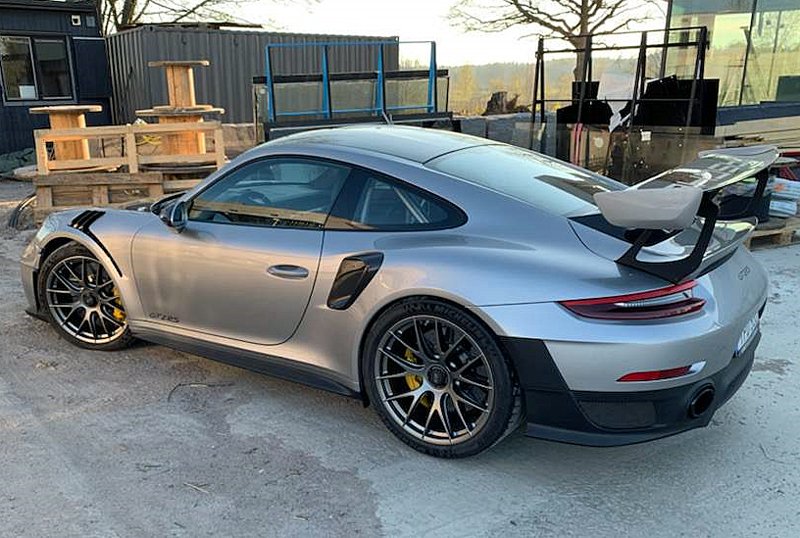 Silvermetallic Porsche 911/991 GT2 RS stulen i Kalmar