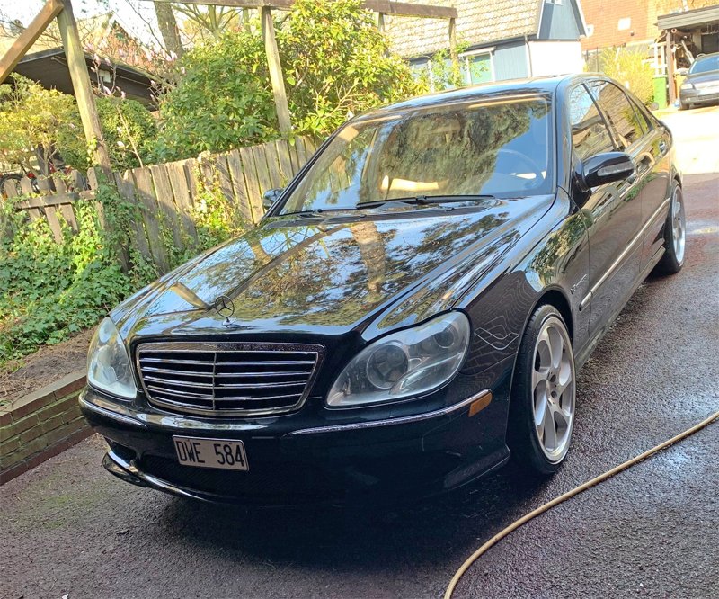 Svart Mercedes Benz S55 AMG stulen i Hofterup, Löddeköpinge