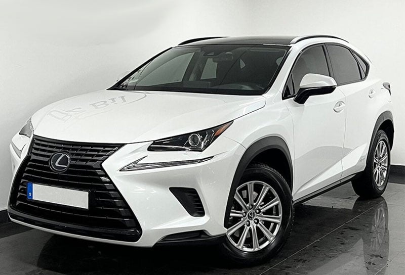 Vit Lexus NX300H AWD stulen i Helsingborg