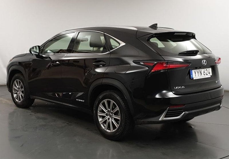 Svart Lexus NX300H AWD stulen i Örby, Älvsjö söder om Stockholm