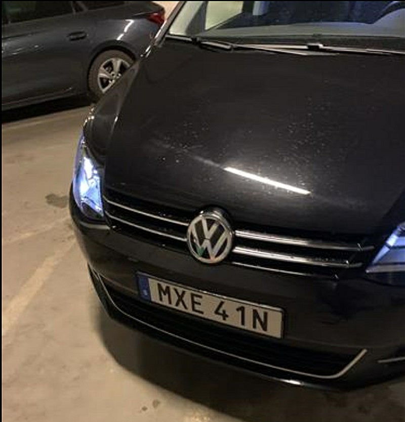 Svart Volkswagen Sharan TDI 4Motion hyrd i Stockholm och ej återlämnad