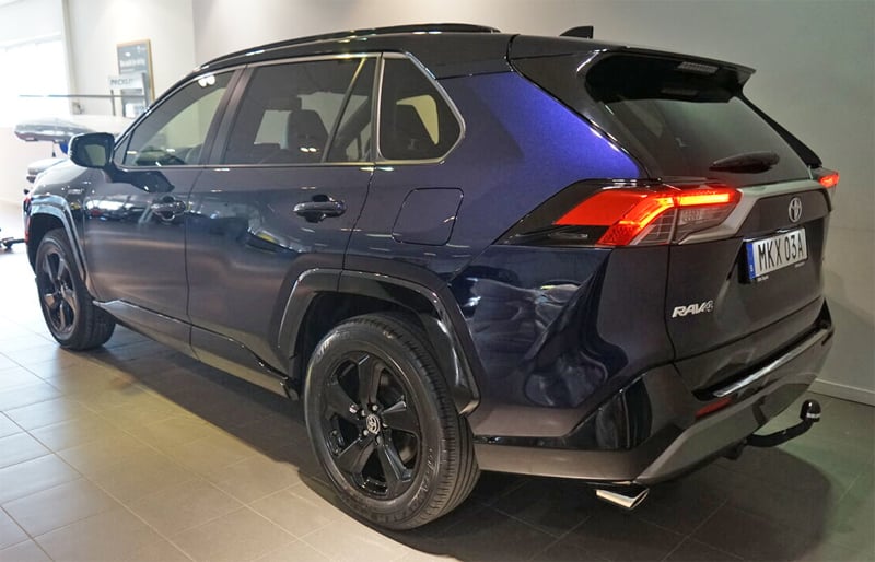 Blå metallic Toyota RAV4 Hybrid AWD stulen i Bagarmossen, Stockholm