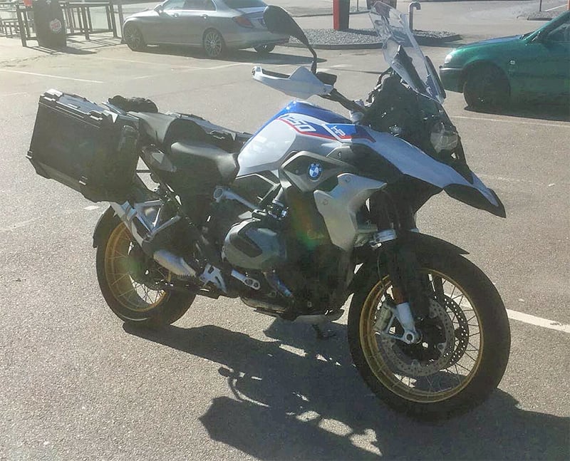 BMW R 1250 GS stulen i Landvetter