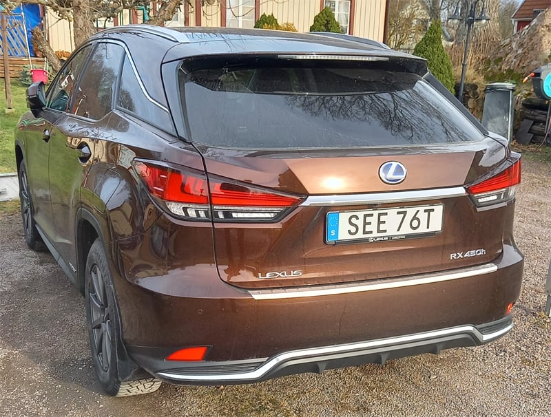 Brunmetallic Lexus RX 450H AWD stulen i Slätmon mellan Rimforsa och Kisa