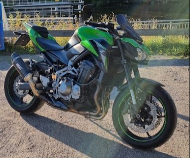 Grön Kawasaki Z900 stulen i Nyköping